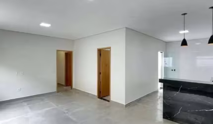 Casa para Venda em Uberlândia, Nova Uberlândia, 3 dormitórios, 2 suítes, 1 banheiro, 4 vagas
