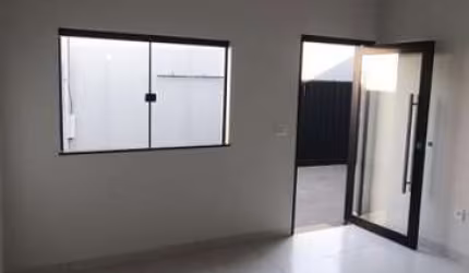 Casa para Venda em Uberlândia, Santa Luzia, 3 dormitórios, 1 suíte, 1 banheiro, 3 vagas