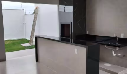 Casa para Venda em Uberlândia, Cidade Jardim, 4 dormitórios, 2 suítes, 2 banheiros, 3 vagas