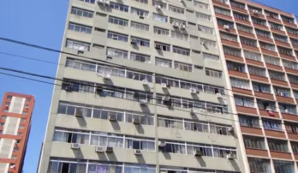 VENDE-SE excelente sala comercial