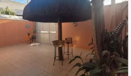 Casa para Venda em Indaiatuba, Jardim Residencial Veneza, 3 dormitórios, 1 suíte, 2 banheiros, 2 vagas