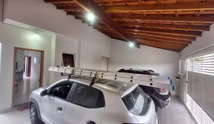Casa para Venda em Indaiatuba, Jardim dos Colibris, 2 dormitórios, 1 suíte, 2 banheiros, 2 vagas