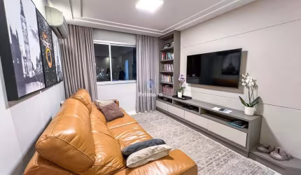 Apartamento de 3 quartos com 1 suíte, 1 vaga de garagem no Centro