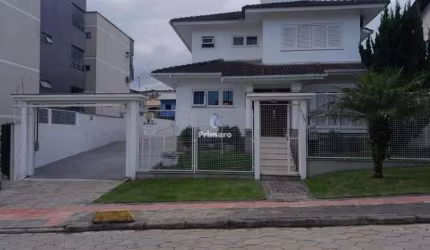 Casa com 3 quartos de ALTO PADRÃO