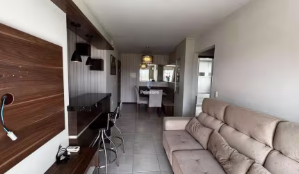 Apartamento com 2 quartos, mobiliado, 1 vaga de garagem