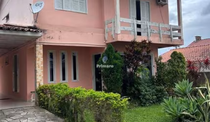 Casa de 3 quartos sendo 1 suíte com closet bairro Prospera Criciuma