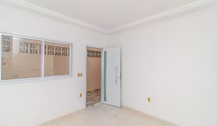 Linda casa nova em condomínio com dois dormitórios esperando você, Solemar Praia Grande SP.