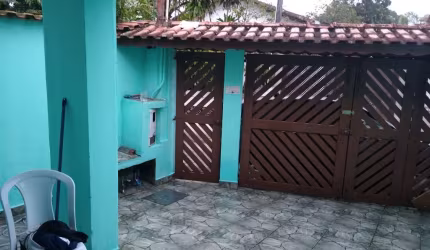 Casa à venda, com área total de 100m², 01 Dormitório,  01 Vaga, na Praia de Itanhaém litoral sul de São Paulo.