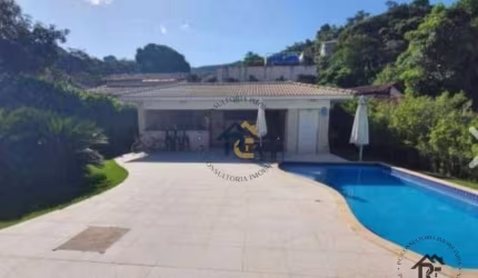Apartamento com 4 dormitórios à venda, 314 m² por R$ 1.880.000,00 - Itaipu - Niterói/RJ