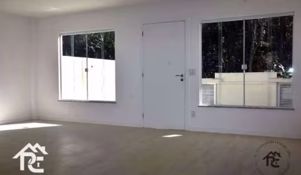 Casa com 3 dormitórios à venda, 243 m² por R$ 630.000,00 - Serra Grande - Niterói/RJ
