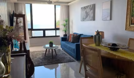 Apartamento Frente Mar, Recém Reformado com 2 Suítes e Vista Cinematográfica!
