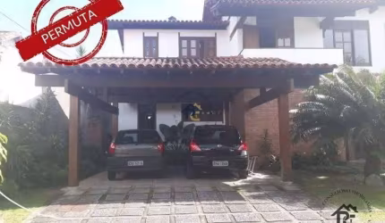 Casa com 4 dormitórios à venda, 380 m² por R$ 1.850.000,00 - Itaipu - Niterói/RJ