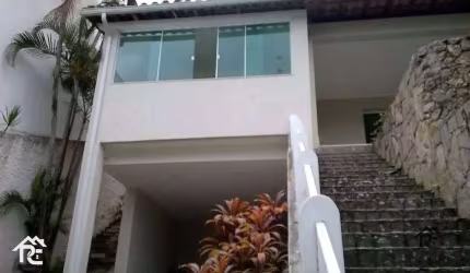 Casa com 3 dormitórios à venda, 197 m² por R$ 1.380.000,00 - São Francisco - Niterói/RJ