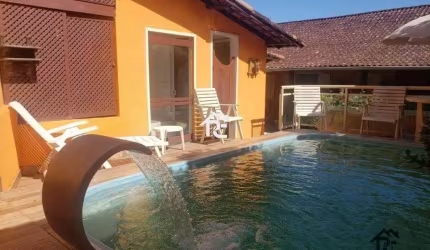 Casa com 3 dormitórios à venda, 300 m² por R$ 750.000,00 - Engenho do Mato - Niterói/RJ