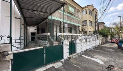 Casa com 5 dormitórios à venda por R$ 500.000,00 - Barreto - Niterói/RJ
