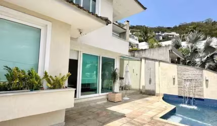 Casa com 6 dormitórios à venda por R$ 3.800.000,00 - Charitas - Niterói/RJ