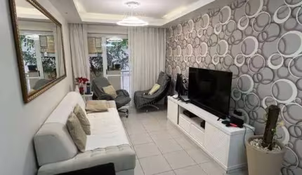 Apartamento com 3 quartos à venda no Catete, Rio de Janeiro.