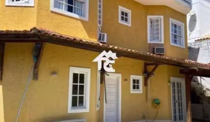 Casa com 3 dormitórios à venda, 261 m² por R$ 990.000,00 - Badu - Niterói/RJ