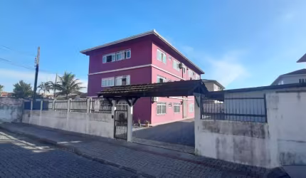 Apartamento com 2 quartos à venda no Jardim Iririú, Joinville  por R$ 190.000