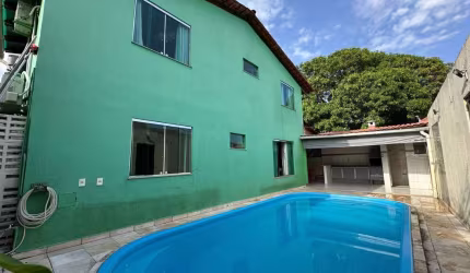 CASA DUPLEX DE ESQUINA COM 3 SUÍTES E PISCINA NO P10
