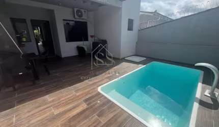 Casa para Venda em Matinhos, Bom Retiro, 3 dormitórios, 1 suíte, 2 banheiros, 2 vagas