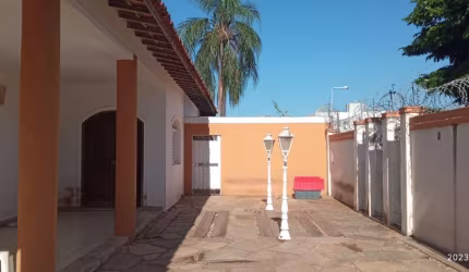 Casa a venda no jardim Petrópolis -  Cuiabá MT