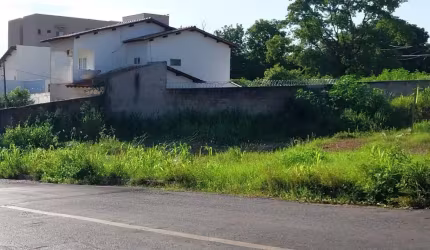 Terreno à venda no bairro Santa Marta