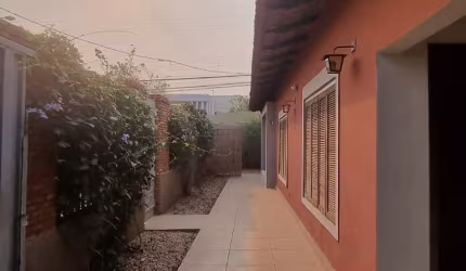 Casa à venda no jardim Shangri-lá em Cuiabá MT