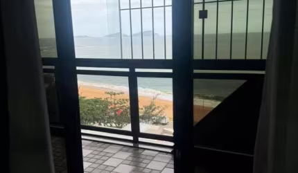 Apartamento em Imbetiba  -  Macaé