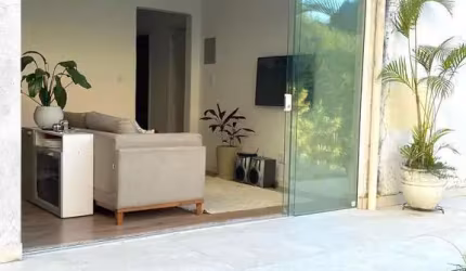 Casa em Ingá  -  Niterói