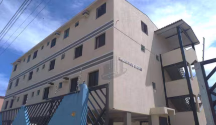 Tríplex Exclusivo no Itaguá - Viva em Grande Estilo Próximo ao Projeto Tamar e à Orla!