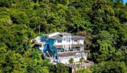 Lindo sobrado com vista mar! 3 dormitórios à venda, 3.416m² por R$ 1.800.000 - Cigarras - São Sebastião/SP