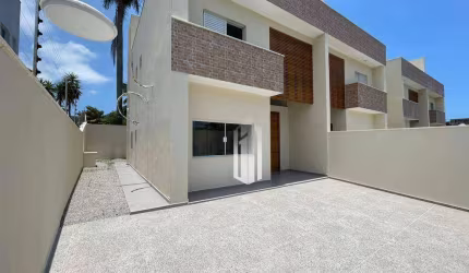 Lindo Sobrado em condomínio com 4 suítes à venda, 300 metros da Praia! 190m² por R$ 2.250.000 - Praia de Juquehy - São Sebastião/SP
