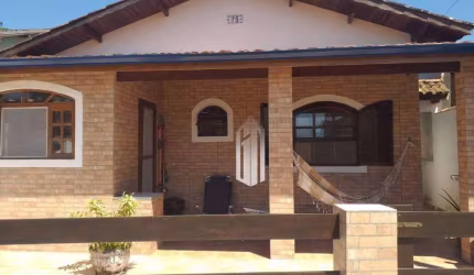 Casa com 4 dormitórios à venda, 169 m² por R$ 680.000,00 - Massaguaçu - Caraguatatuba/SP