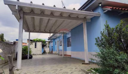 Casa Térrea com Quintal Incrível (Pet's e Lazer) - Venha Conferir!!