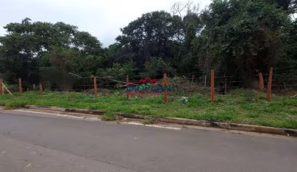 Terreno à venda com 929,61 m²  bem localizado - Zoneamento predominante Residenc