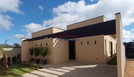 Linda casa térrea em condomínio fechado com 105,35 m² em Atibaia - SP - Consoli