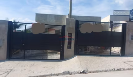 Casa  com - 3 Dormitórios sendo 1 suíte com 81,50 m² em ótima localização em Ati
