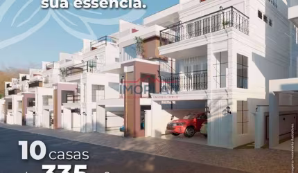 Lindo sobrado com - 4 Dormitórios sendo 4 suítes com 335 m²com piscina em condom