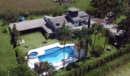 Linda casa  com - 5 dormitórios sendo 5 suites, suite master com hidromassagem c