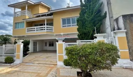 Casa à venda  em uma ótima localização de Atibaia - SP - São 4 suítes na parte s