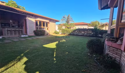 Casa térrea em bairro nobre