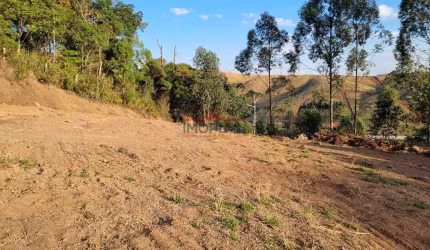 Terreno no bairro do Tanque