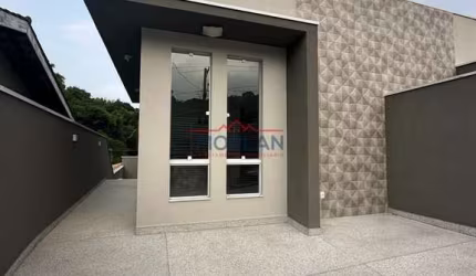 Casa à venda com 2 dormitórios