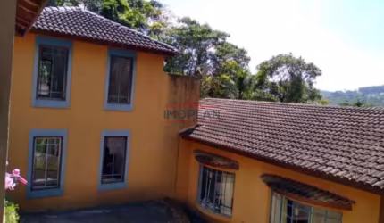 CASA COM 3 DORMITÓRIOS 4 VAGAS EM CONDOMINIO SERRA DA CANTAREIRA MAIRIPORÃ-SP