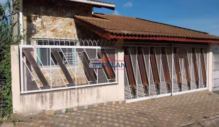 Casa à venda   304 m²  em ótima localização em Atibaia SP - Jardim Brasil