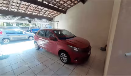 Casa à venda no Bairro Jardim Imperial em Atibaia/SP.