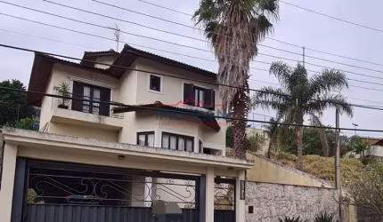 Casa em Condomínio