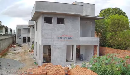 Casa em Condomínio à Venda