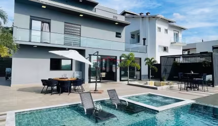 Casa espetacular em condomínio de alto padrão